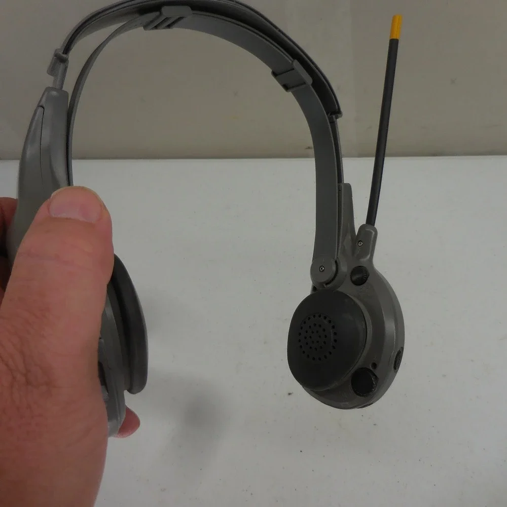 Sony Sports Walkman SRF-HM55 FM AM Radio Headphones Grey Yellow Vintage Tested